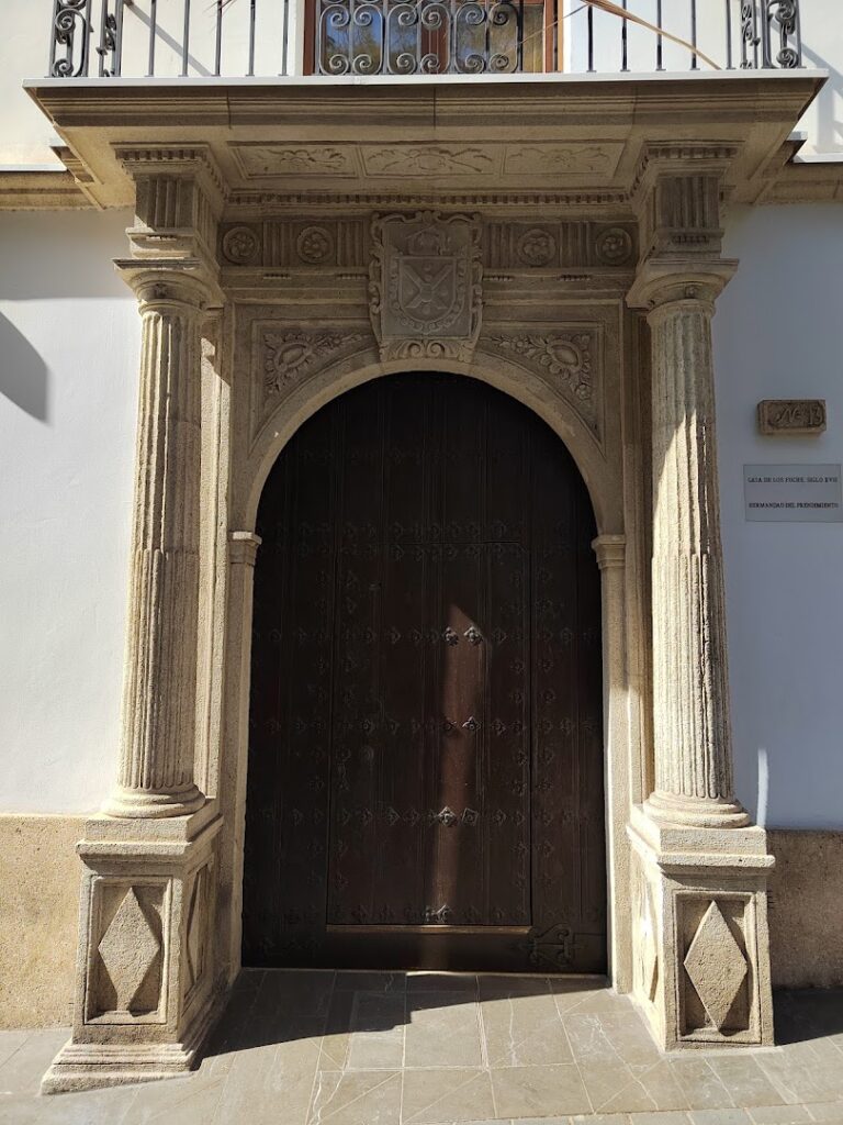 Casa de los Puche | Hermandad del Prendimiento - Destino religioso en Almería