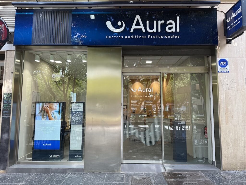 Centro Auditivo Aural - Almería - Audiólogo en Almería
