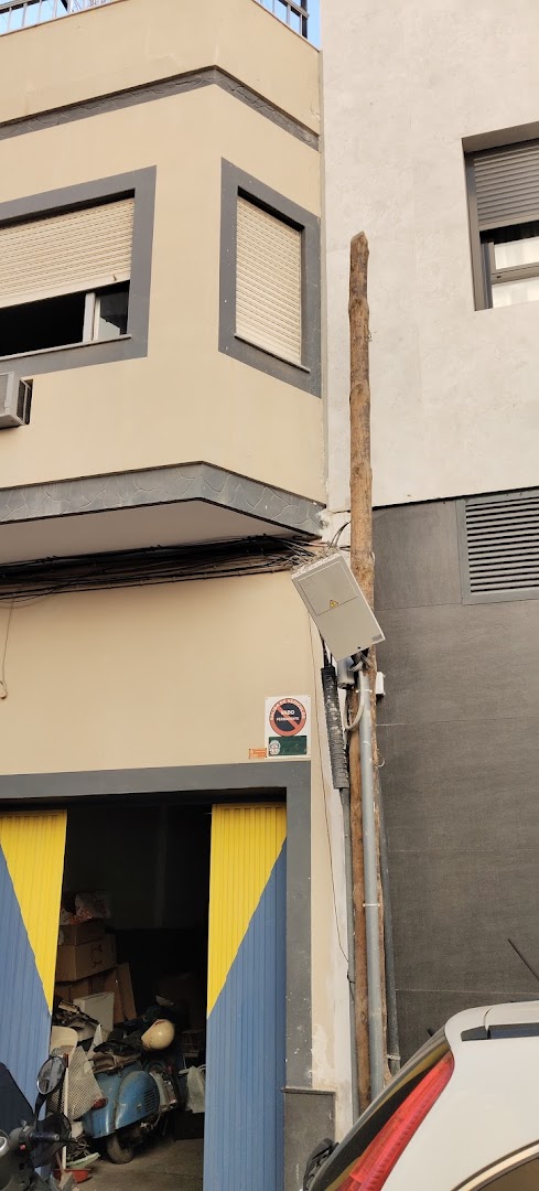 Centro De Dia - Ayuda A Domicilio Abuelos Felices -  en Almería