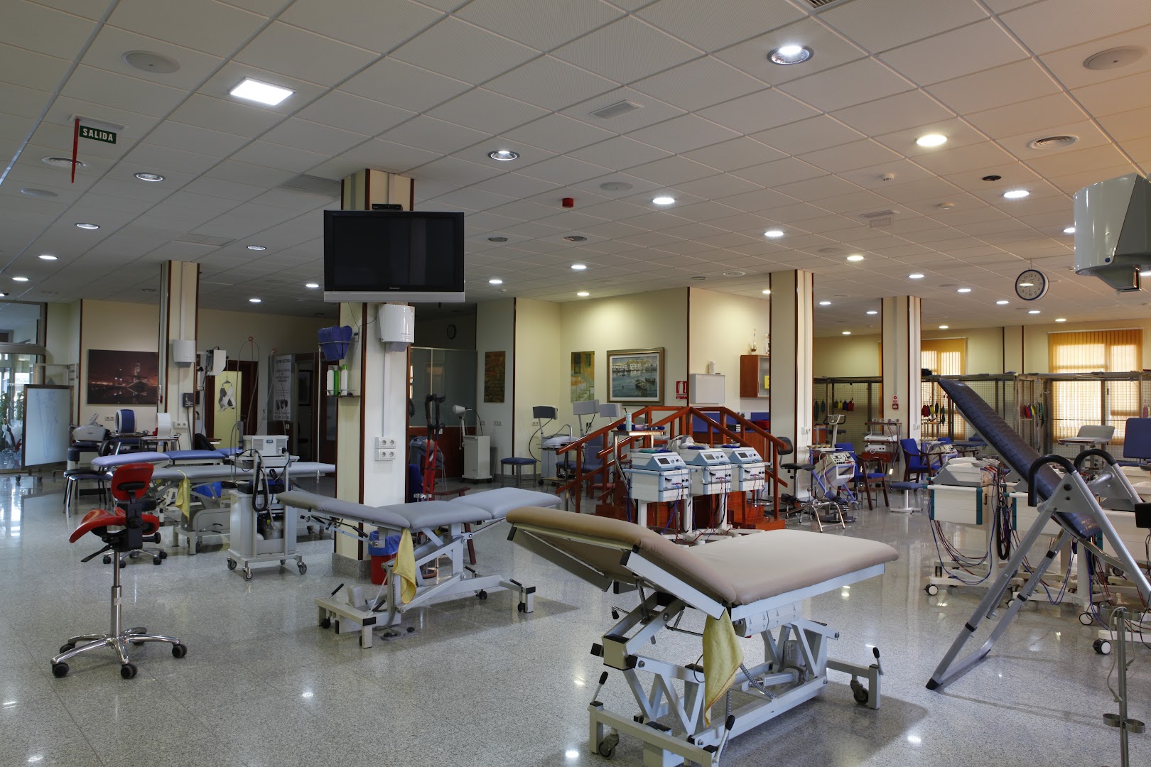 Centro Victoria Fisioterapia - Clínica de fisioterapia en Almería