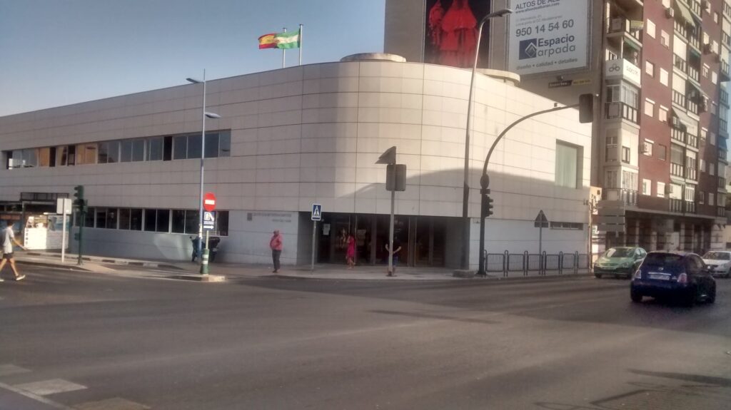 Centro de Día de Personas Mayores "Antonio Saiz y López" - Centro de la tercera edad en Almería