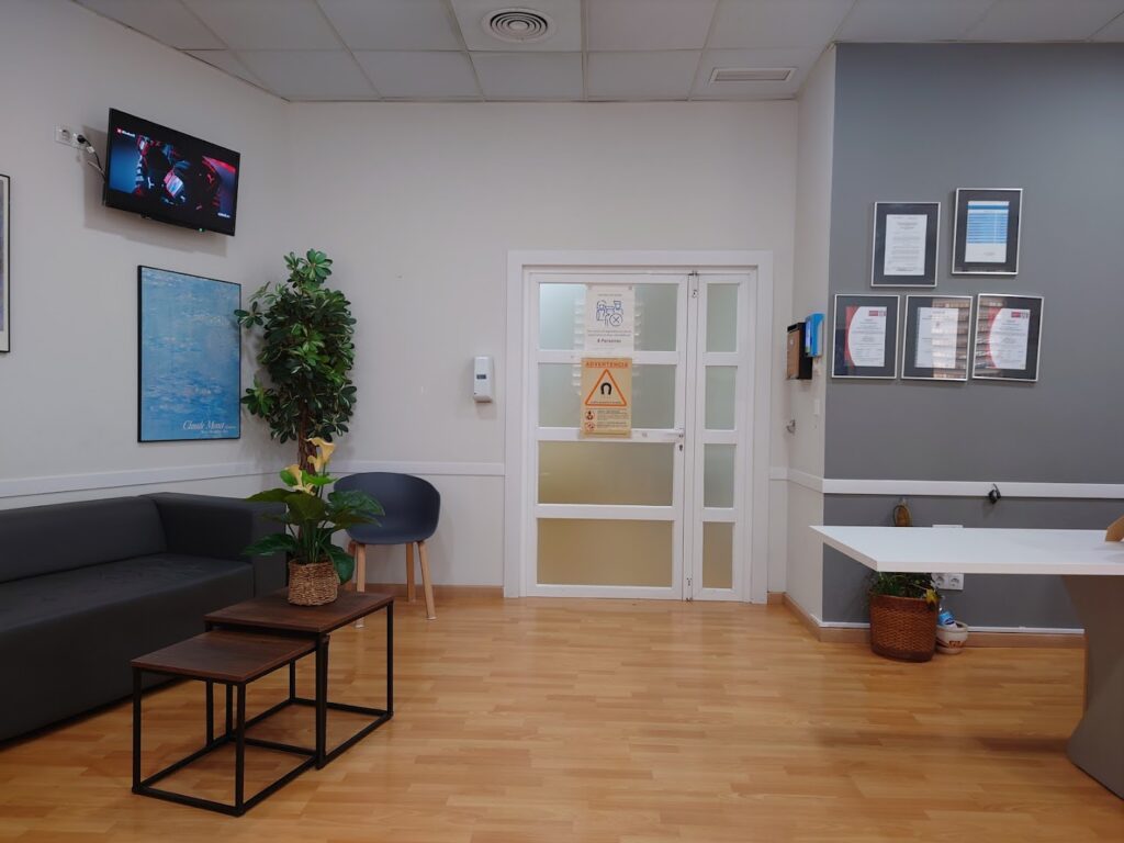 Centro de Diagnosticos Almería - Radiólogo en Almería