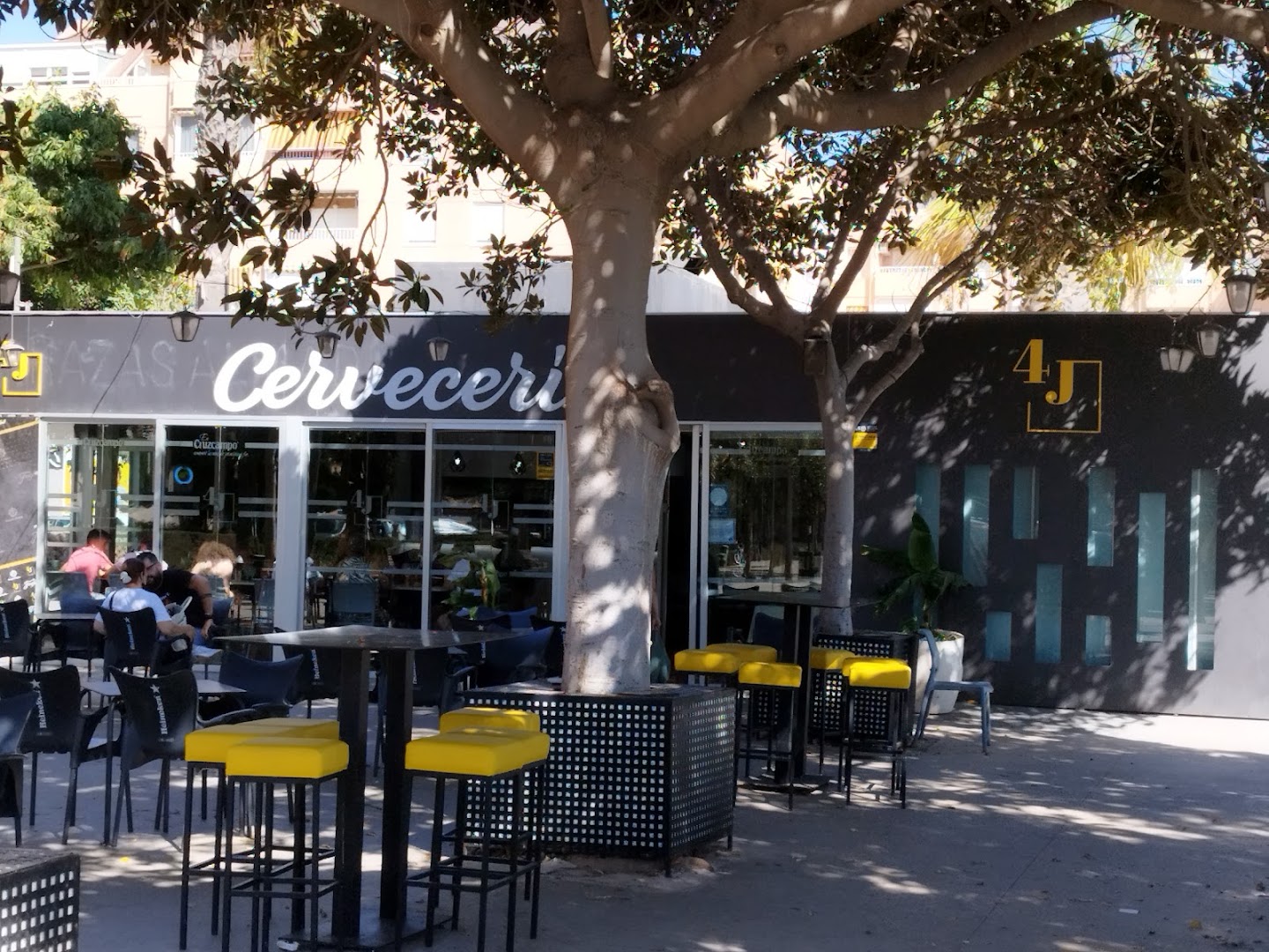 Cerveceria Almadravillas - Bar de tapas en Almería