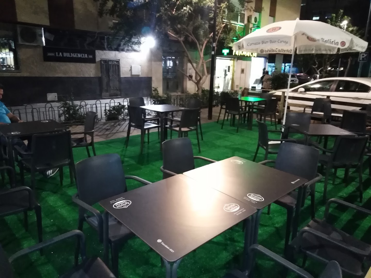 Cerveceria Asador la Diligencia - Bar en Almería