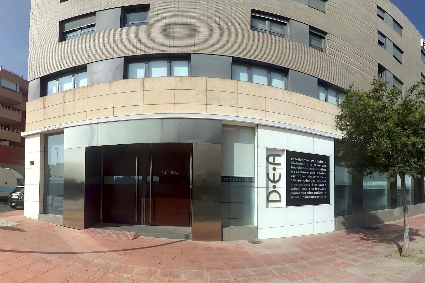 Clínica DEA Mediterráneo - Clínica dental en Almería