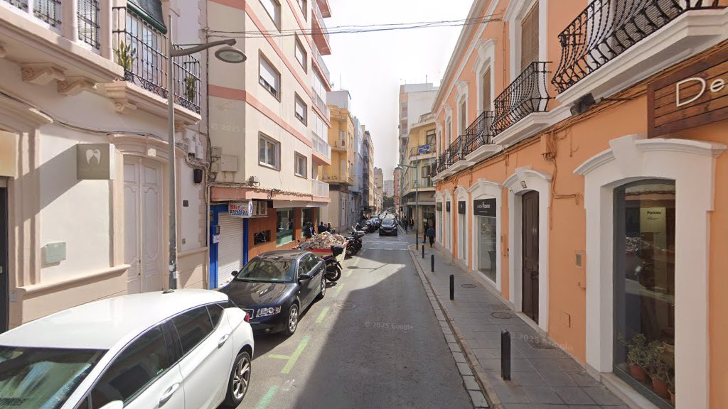 Clinica Dental Adultos - Niños - Dentista en Almería