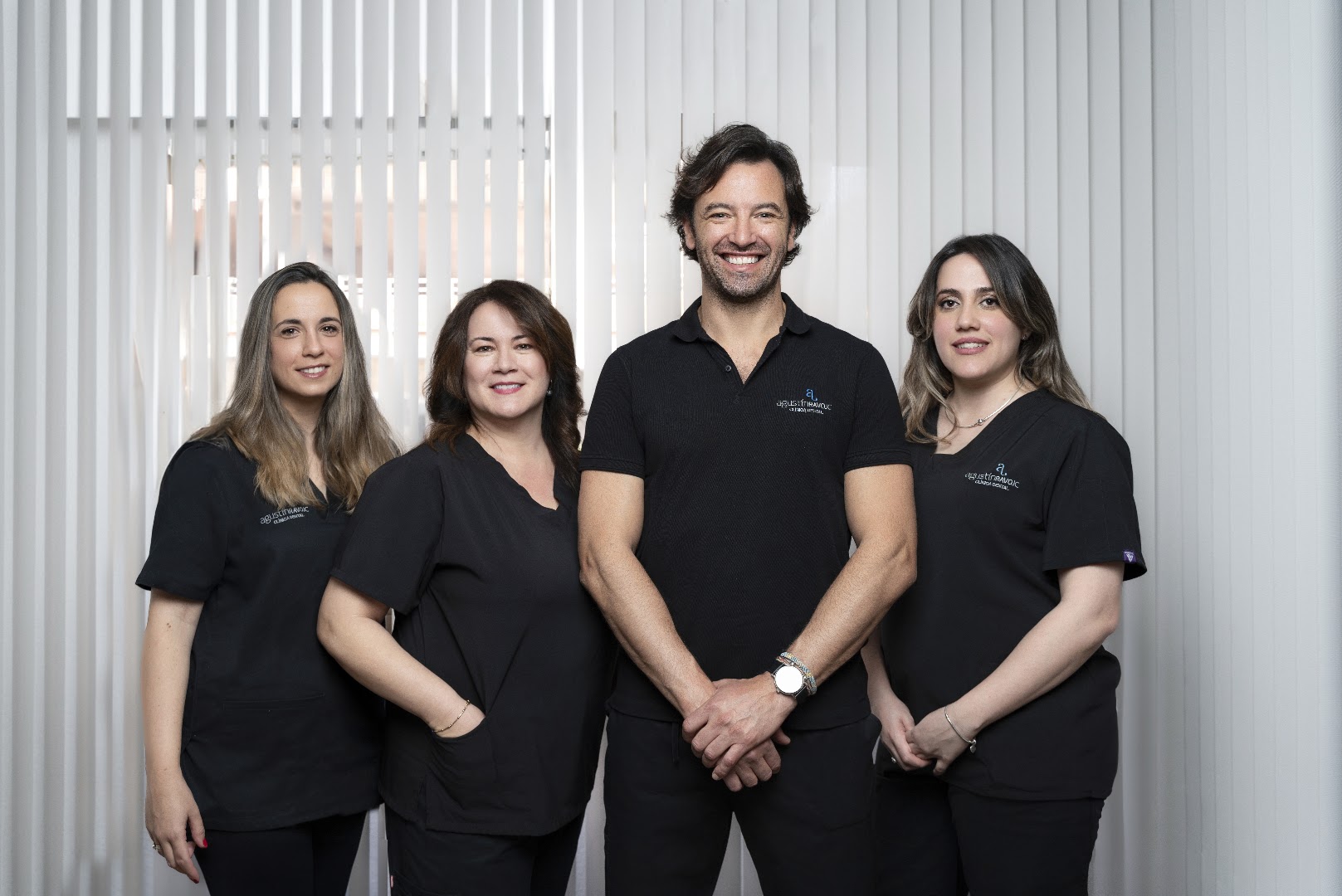Clínica Dental Agustín Ravojc - Clínica dental en Almería