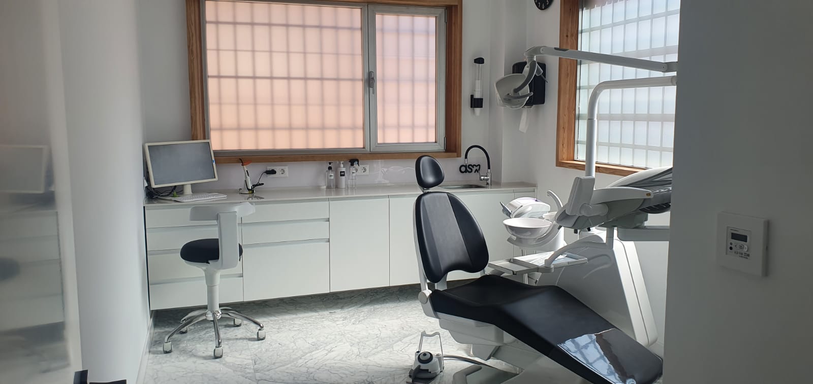 Clínica Dental Alberto Soler Meca - Clínica dental en Almería