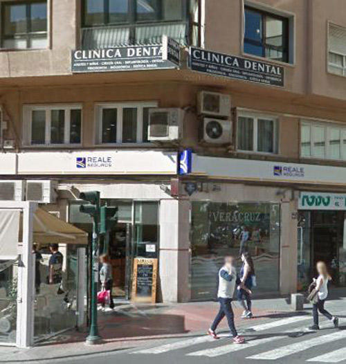 Clínica Dental Dr. Germán Juárez Linares - Clínica dental en Almería