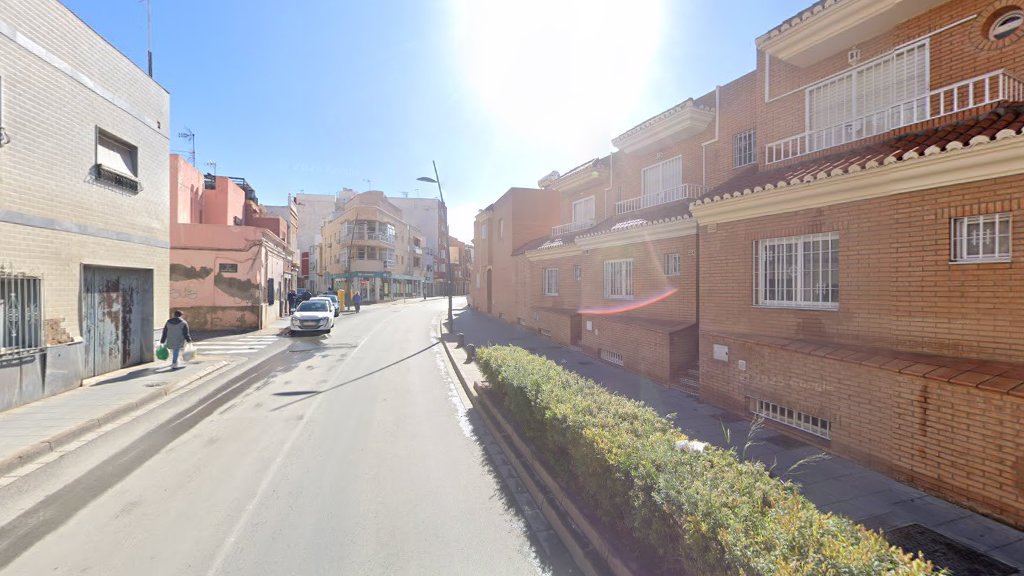 Clínica Dental Los Molinos - Clínica dental en Almería