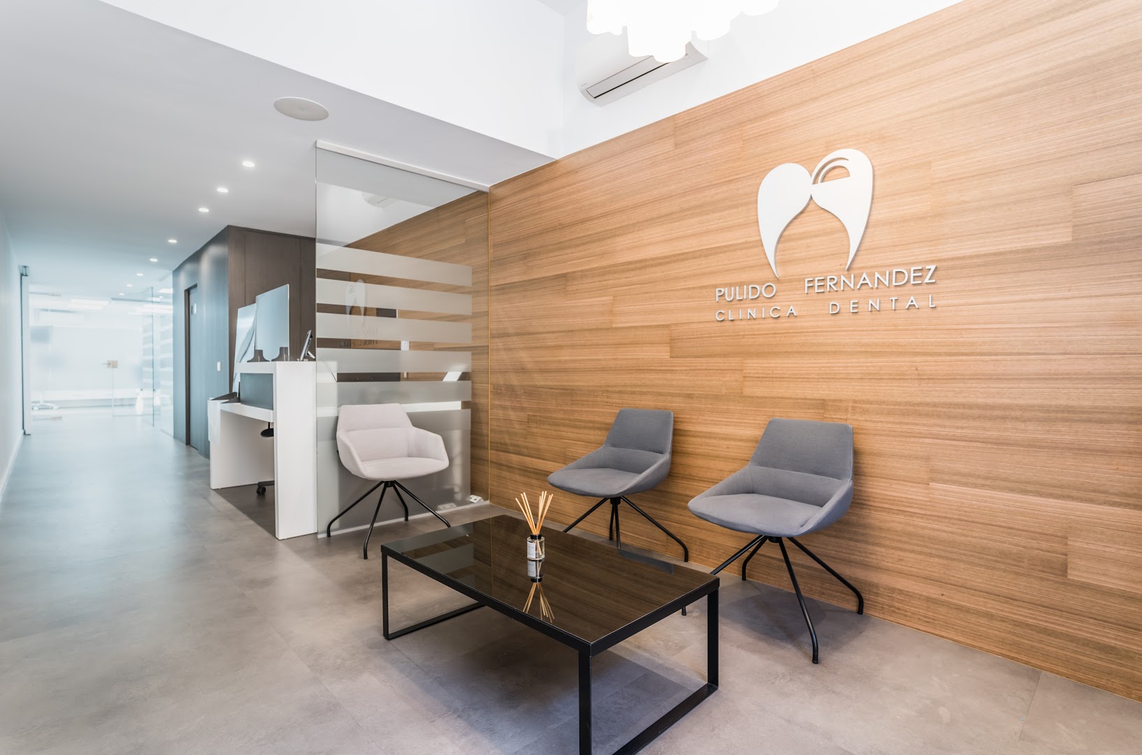 Clinica Dental Pulido Fernandez - Dentista en Almería