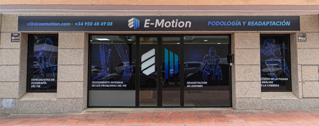 Clínica de podología E-Motion - Esteban de Haro - Podólogo en Almería