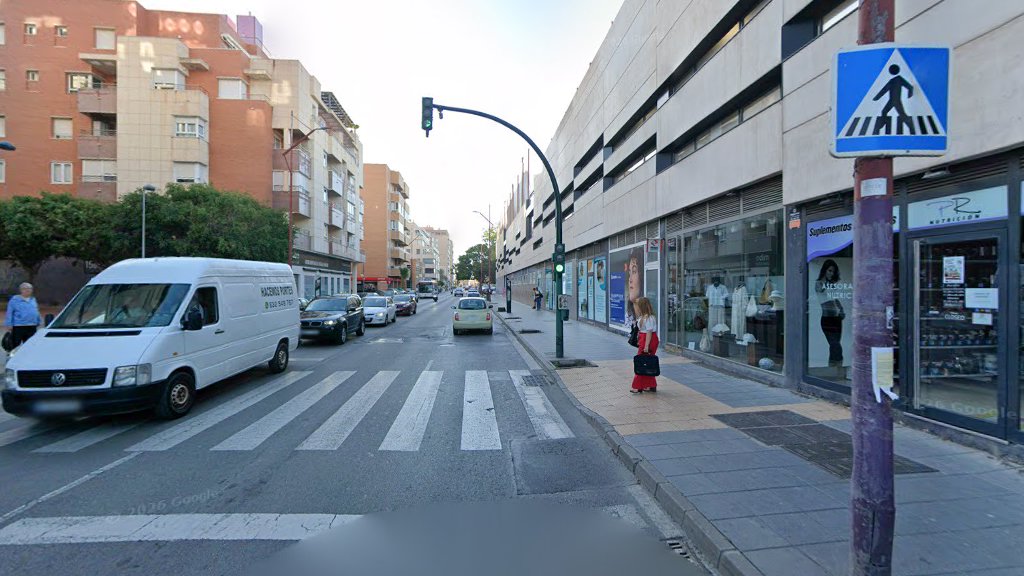 Club Nautico-Al - Bus stop en Almería