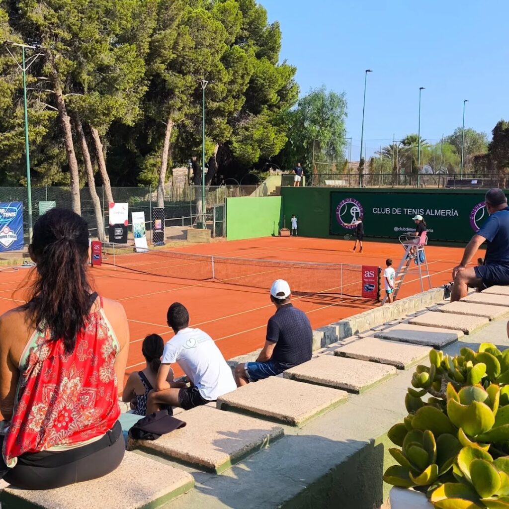 Club de Tenis Almería - Club deportivo en Huércal de Almería