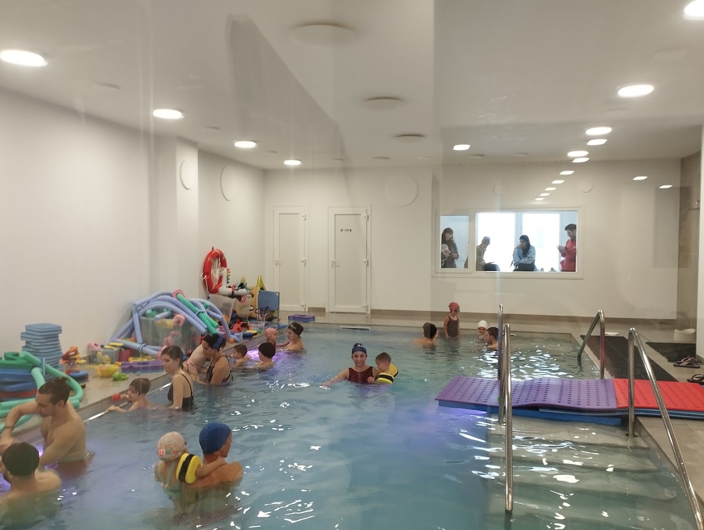 Club del Peque - Escuela de natación en Almería