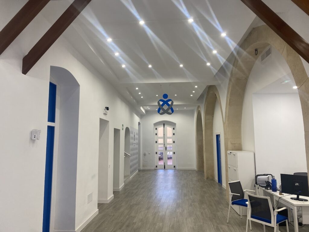 Colegio Oficial De Enfermería Almería. - Colegio privado en Almería