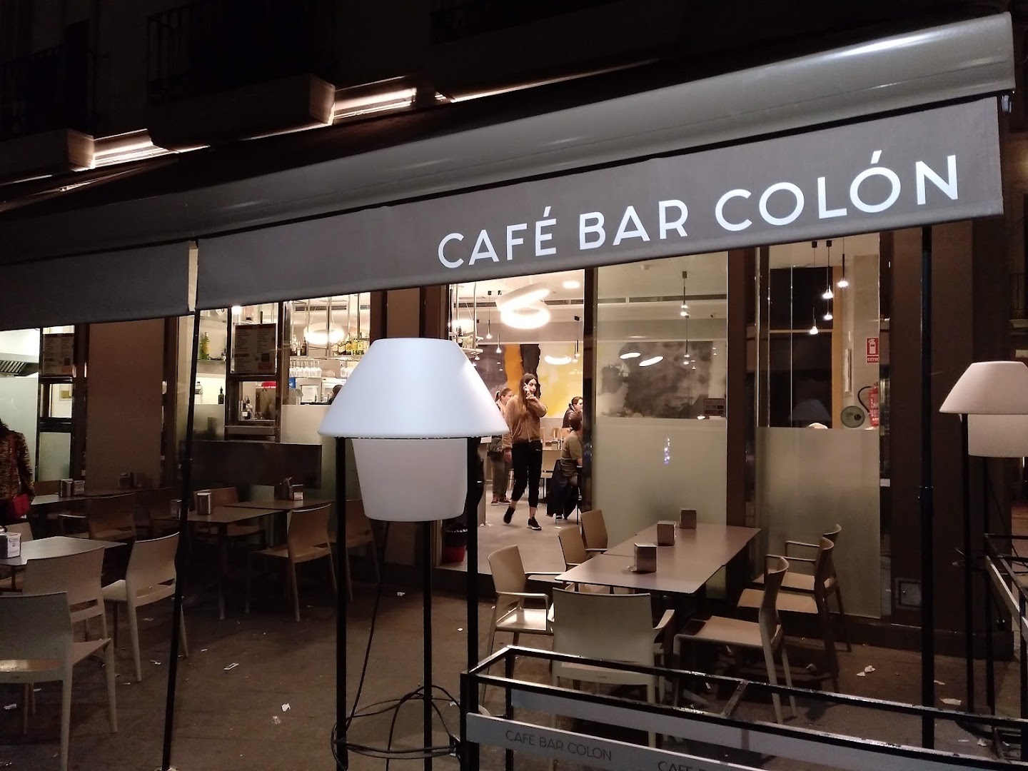 Colón - Cafetería en Almería