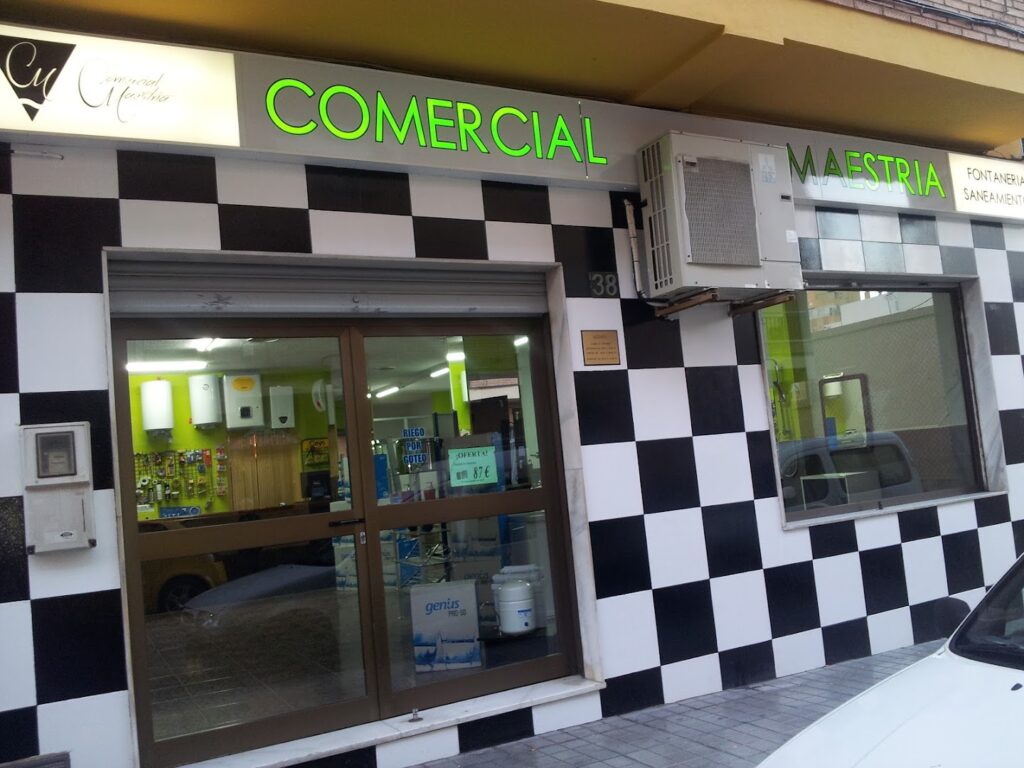 Comercial Maestria S.L. - Tienda de artículos de fontanería en Almería