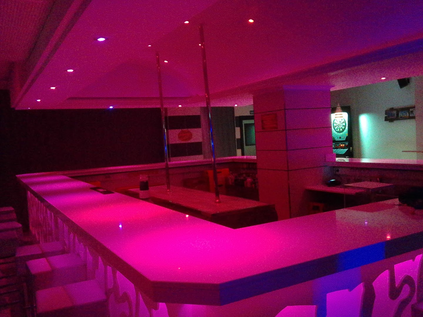 Coyote Bar Almería - Pub en Almería