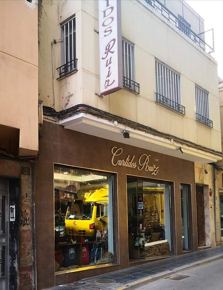 Curtidos Ruiz - Comercio en Almería