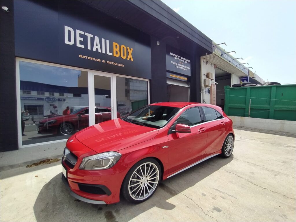 DETAILBOX - Servicio de limpieza de automóviles en Almería