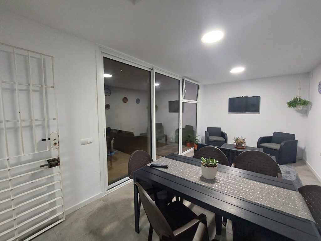 DINOXIA - Ventana de aluminio en Almería