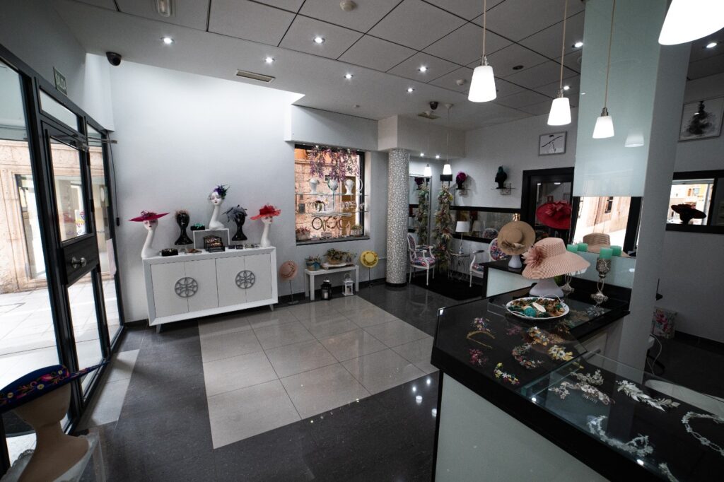 Denely Tocados - Boutique en Almería