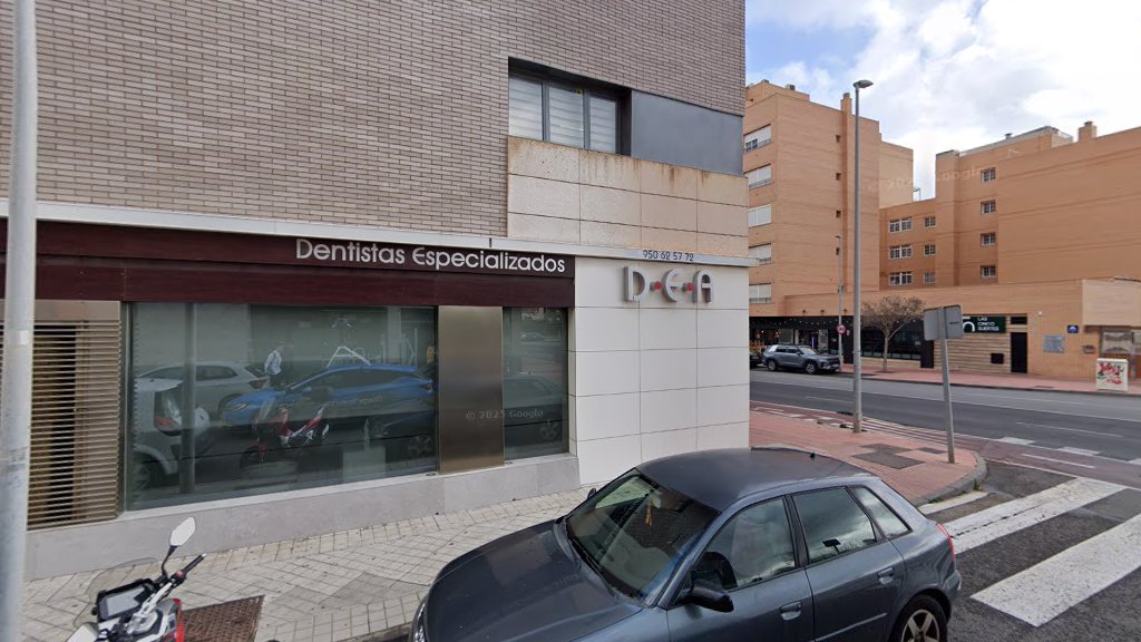 Dentistas Especializados Laboratorío de Prótesis - Dentista en Almería