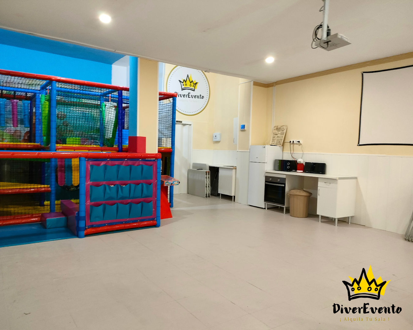 DiverEvento - Alquiler Sala Multifuncional - Recinto para eventos en Almería