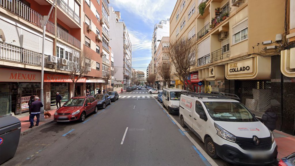 Dr. Javier Batlles Gómez - Centro médico en Almería