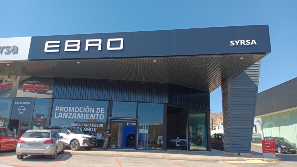 EBRO Almería - Concesionario de automóviles en Huércal de Almería