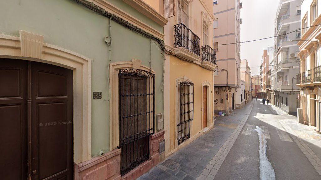 Ediciones Paralelo 37 - Editorial en Almería