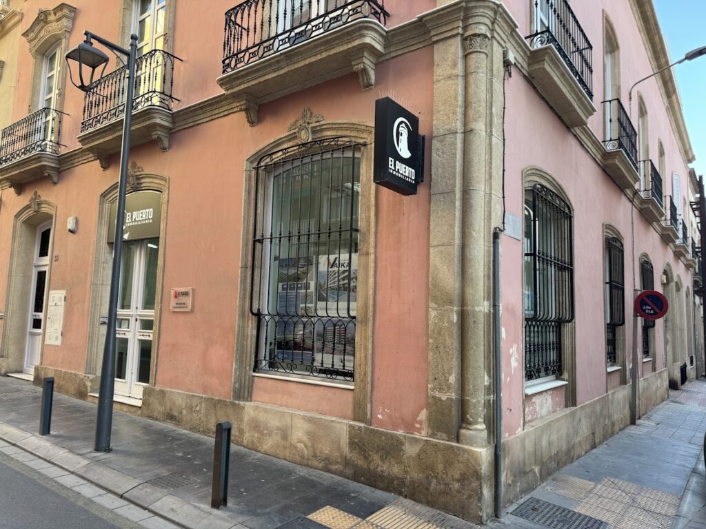 El Puerto Grupo Promotor - Agencia inmobiliaria en Almería