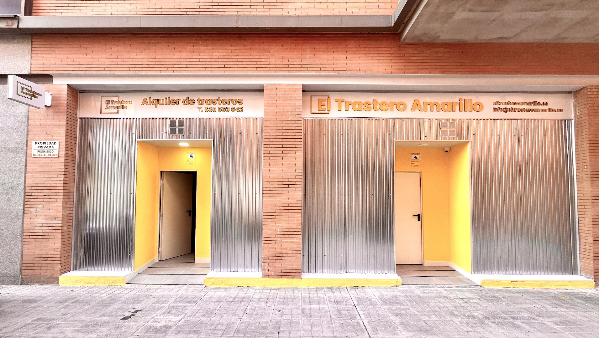 El Trastero Amarillo - Almacén en Almería