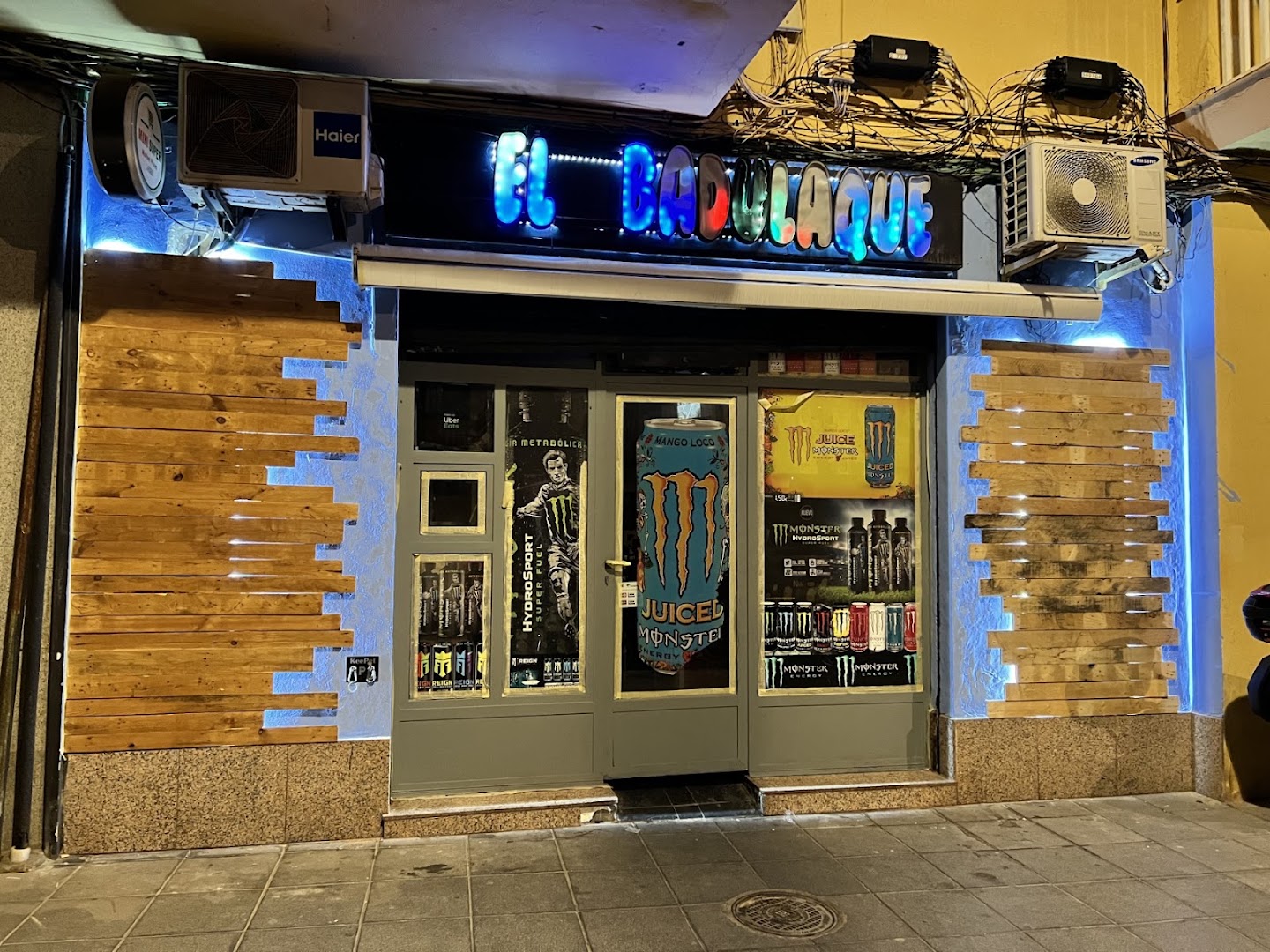 El badulaque MiniMarket 24HORAS - Tienda de alimentación en Almería