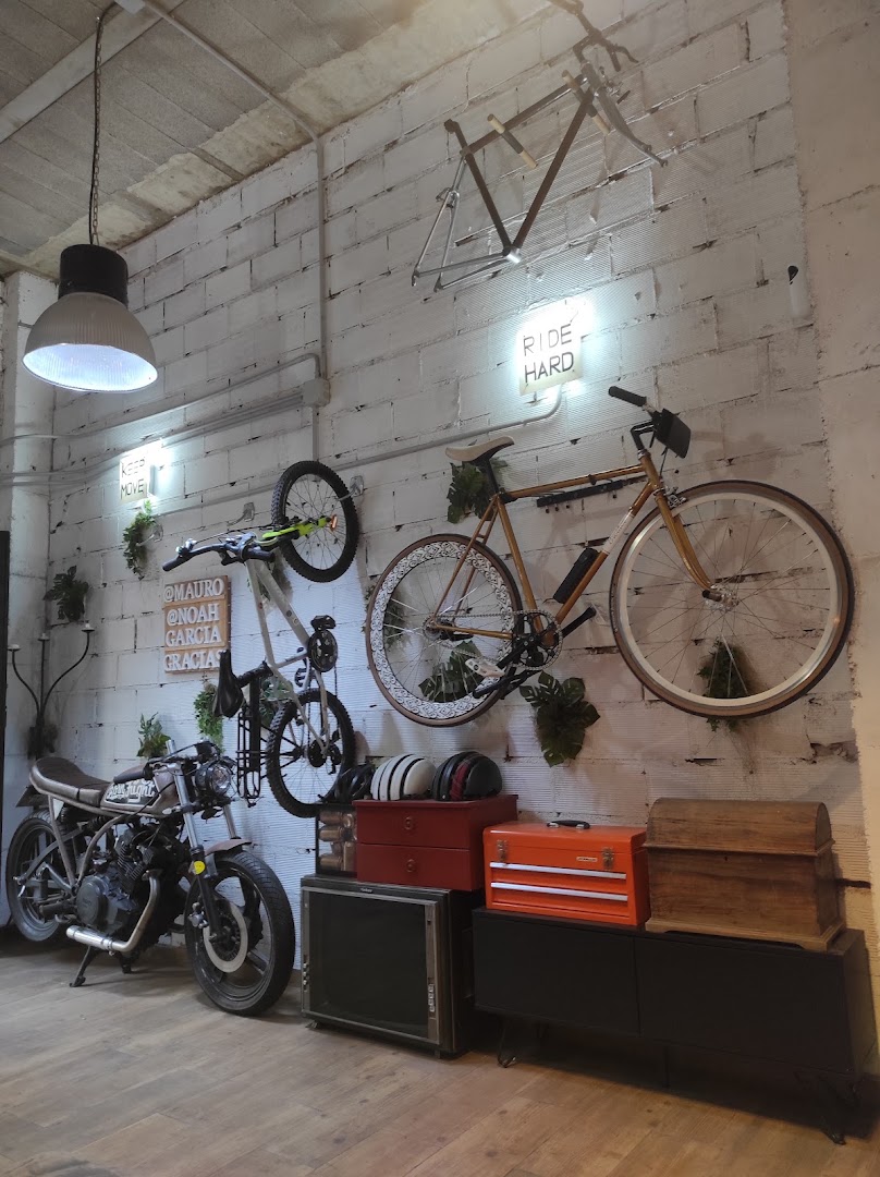 Enbiciarte - Taller de bicicletas en Aguadulce