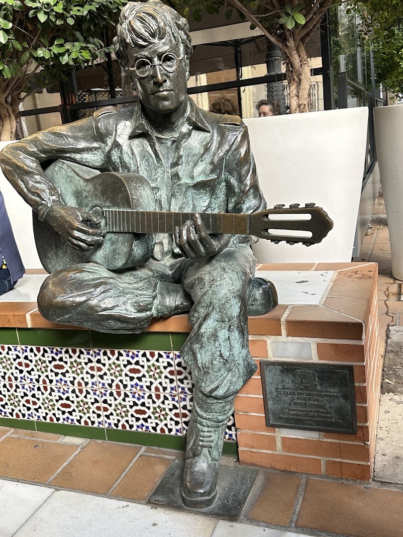 Escultura de John Lennon - Escultura en Almería