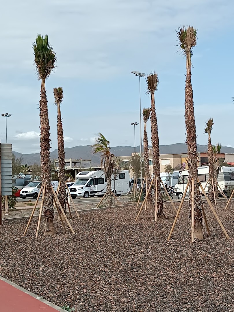 Estacionamiento municipal de caravanas y autocaravanas - Estacionamiento de autocaravanas en Almería