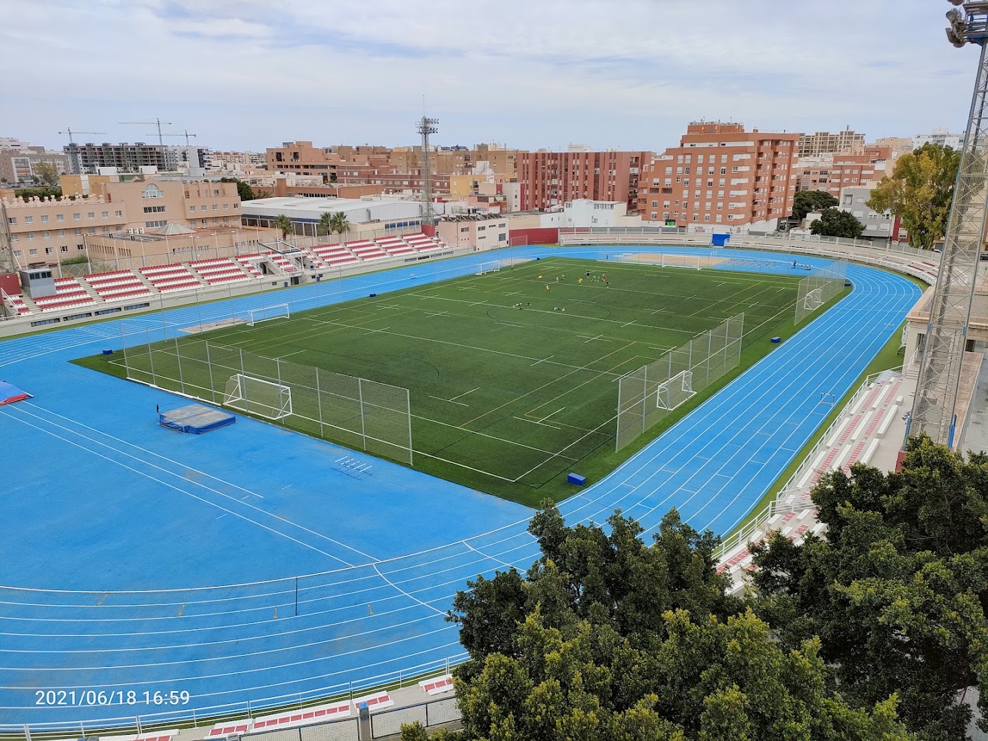 Estadio de la Juventud "Emilio Campra" - Estadio en Almería
