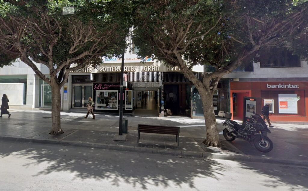 Exlema Abogados - Abogado especialista en derecho de extranjería en Almería