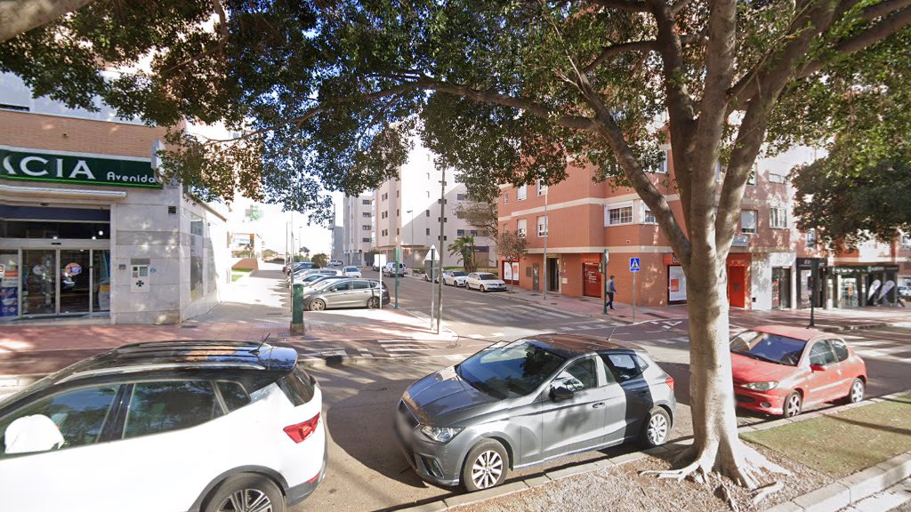 FARMACIA Avenida - Farmacia en Almería