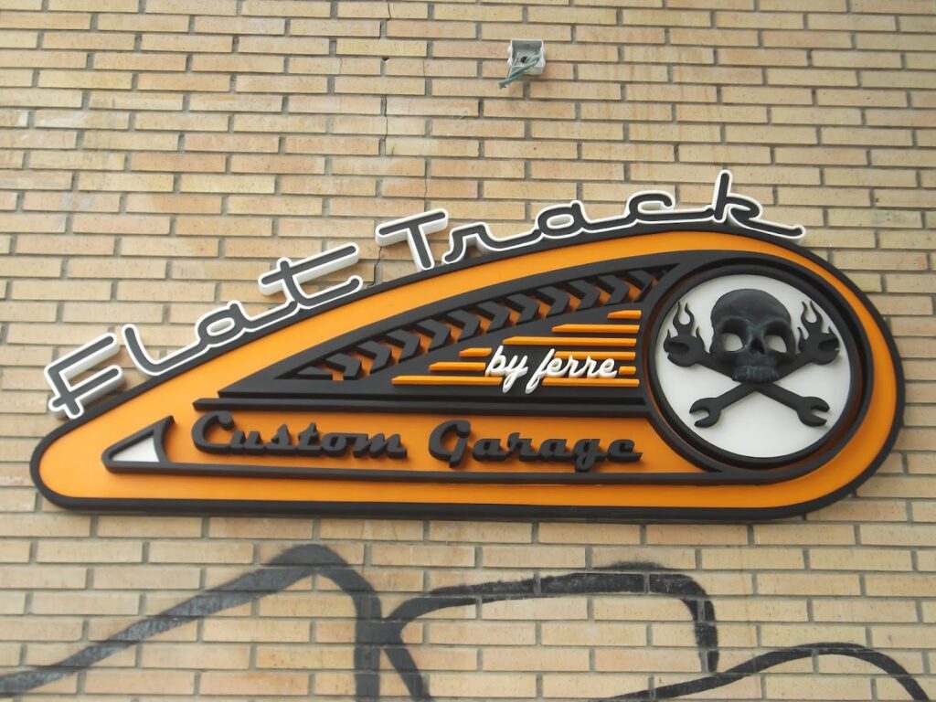 FLAT TRACK CUSTOM GARAGE - Taller de reparación de motos en Almería