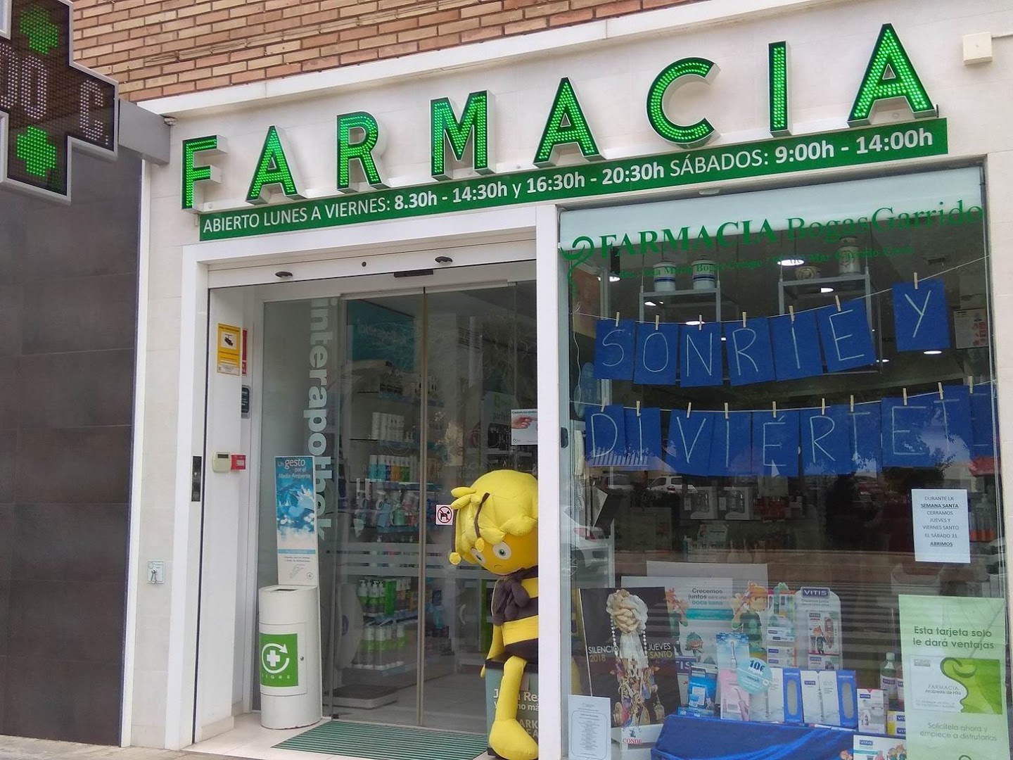 Farmacia Arcipreste De Hita - Farmacia en Almería