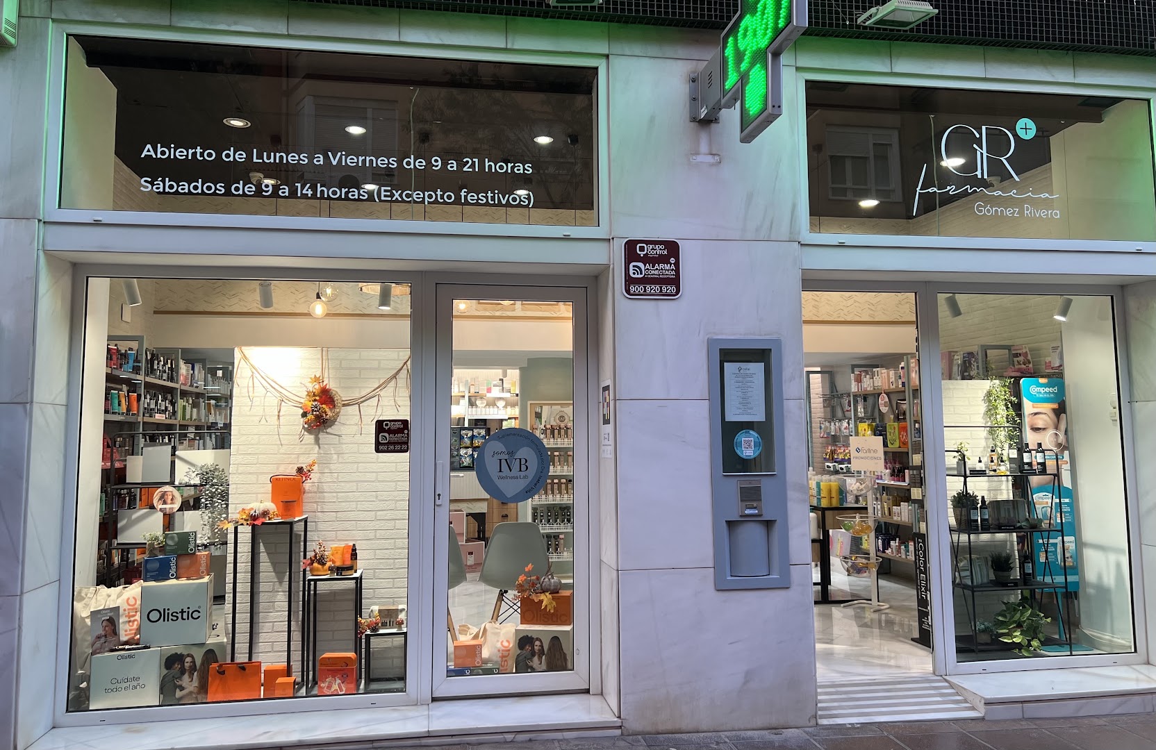 Farmacia Gómez Rivera - Farmacia en Almería