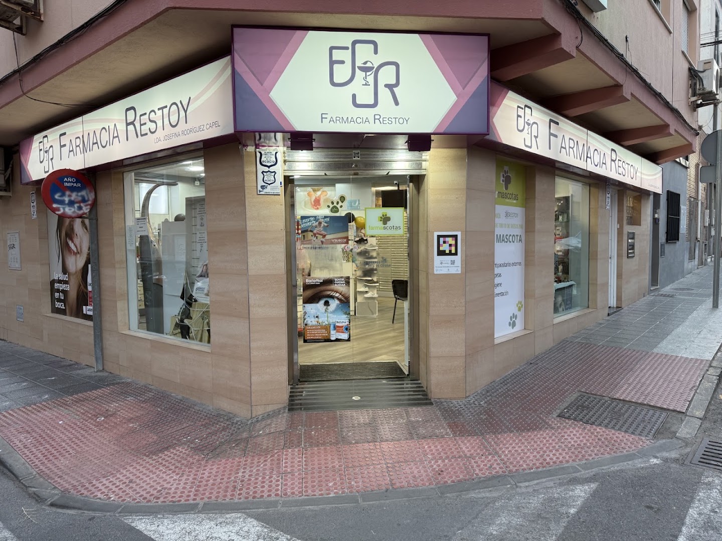 Farmacia Restoy - Farmacia en Almería