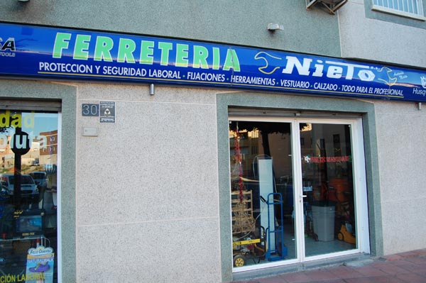 Ferreteria Nieto - Ferretería en Almería