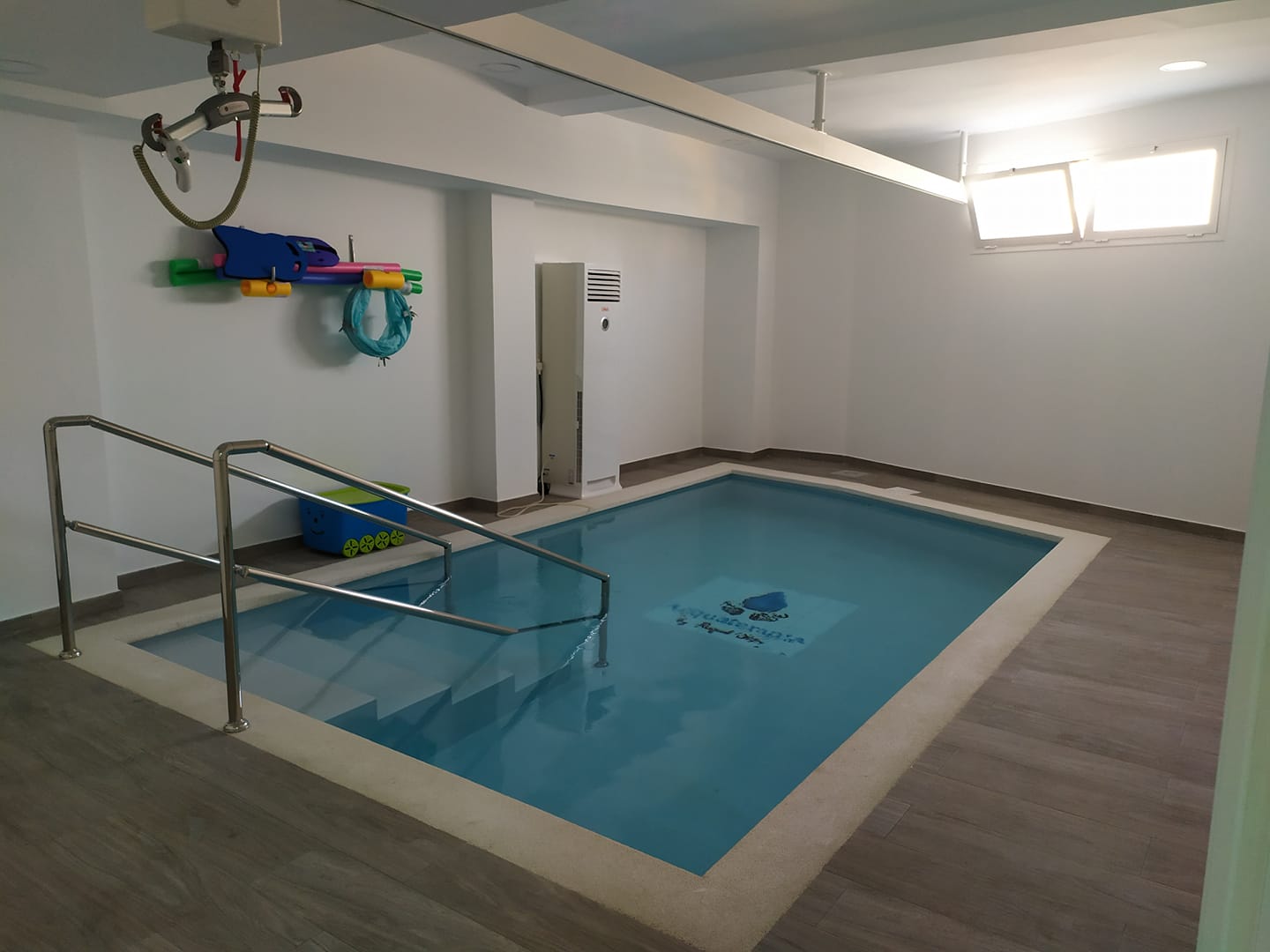 Fisioterapia & Acquaterapia Raquel Oliver - Clínica de fisioterapia en Almería