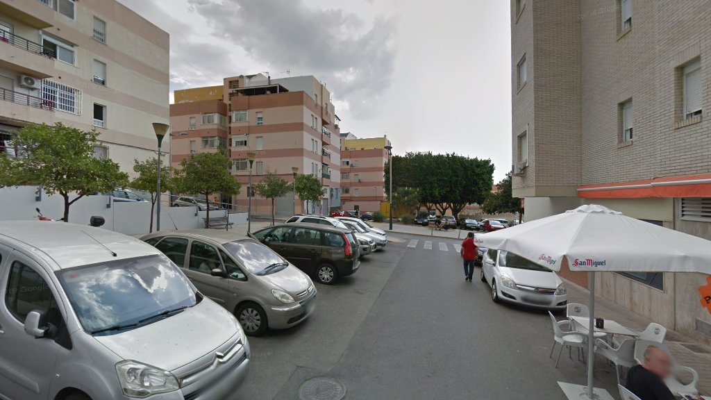 Fruteria La Tropical Verduleria - Frutería en Almería