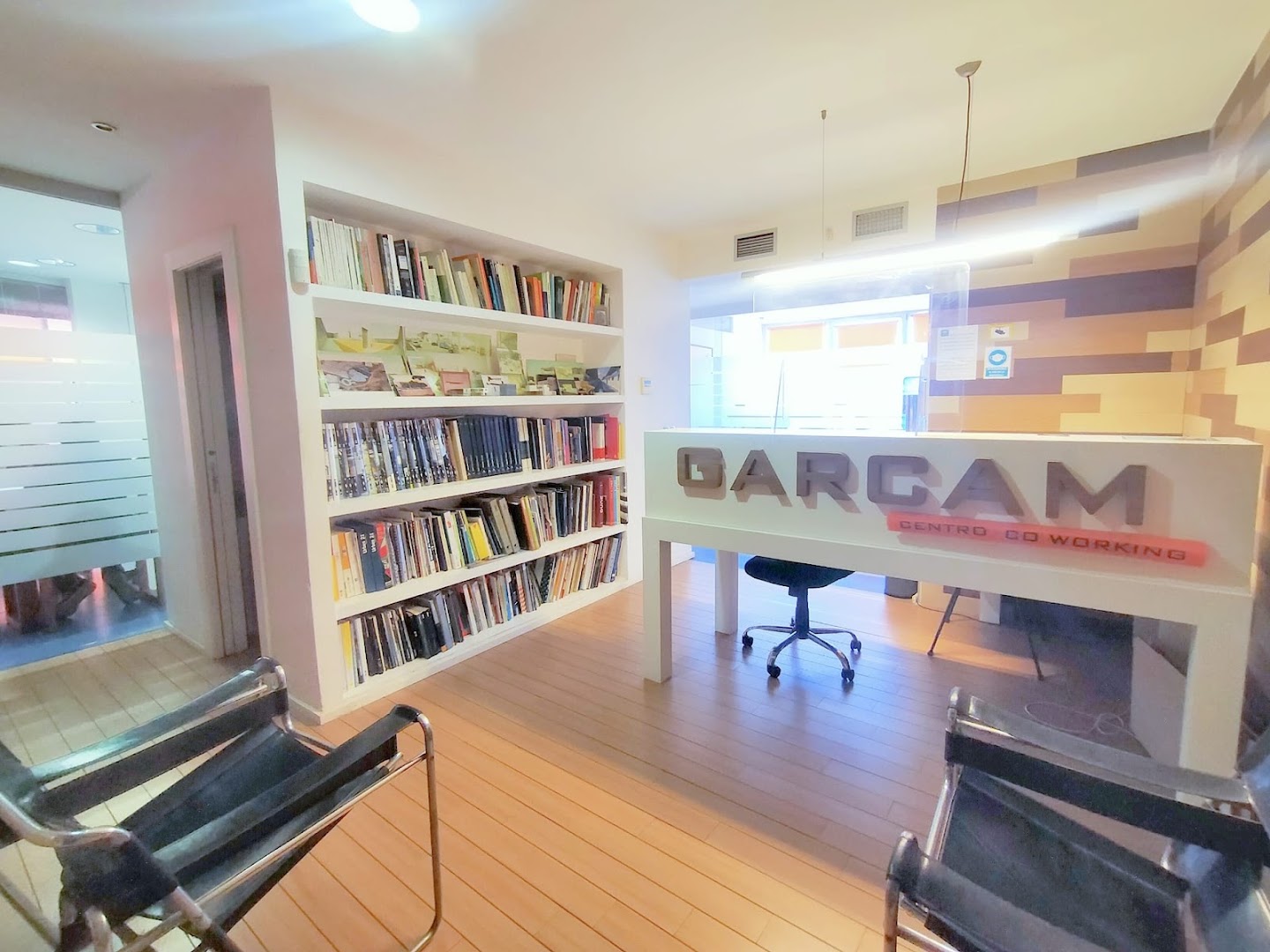 GARCAM centro COWORKING - Espacio de coworking en Almería