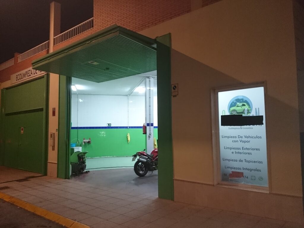 GREENCLEAN CB - Servicio de lavado de coches en Huércal de Almería